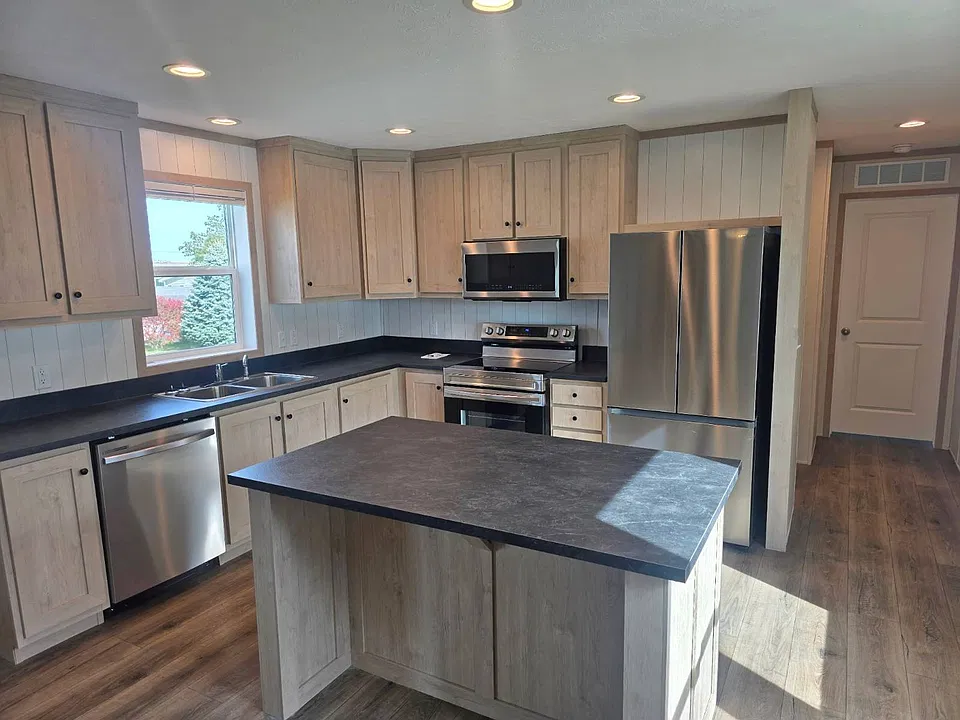781 W Walcott Rd #8