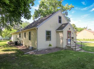 340 5th Ave SW, Hutchinson, MN 55350