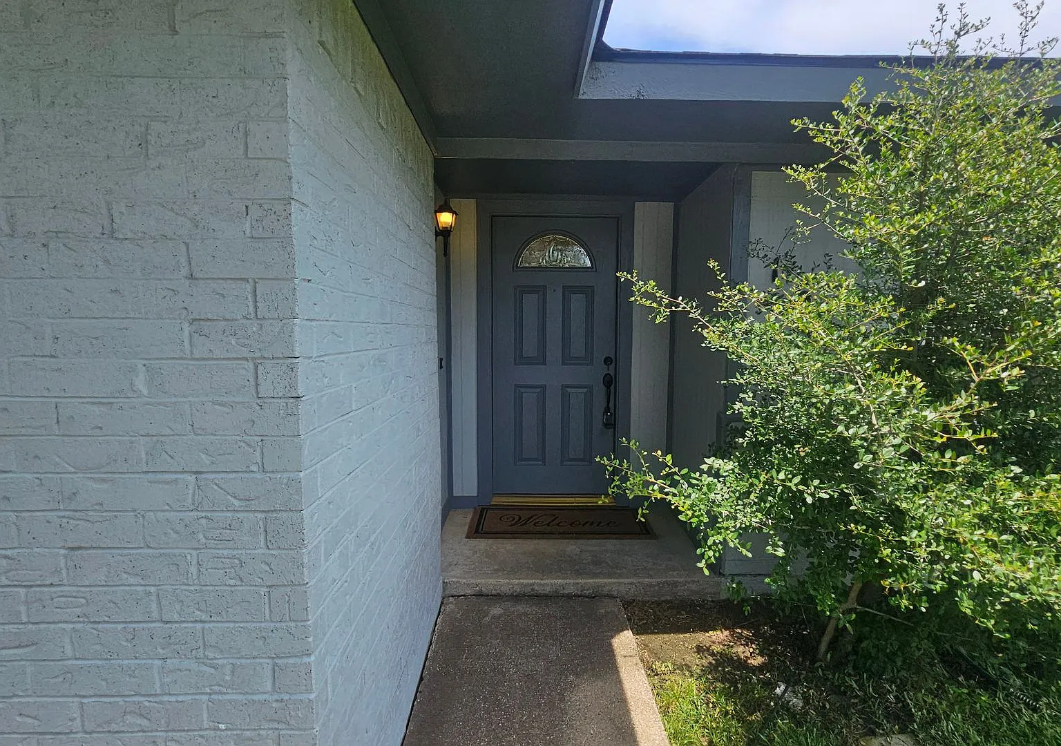 Beautifully updated ranch style home in Lewisville! — Photo 3