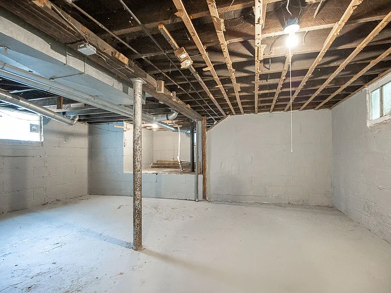7411 Brinsmade Ave — Photo 23