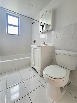 Rented by Spire Group | media 11