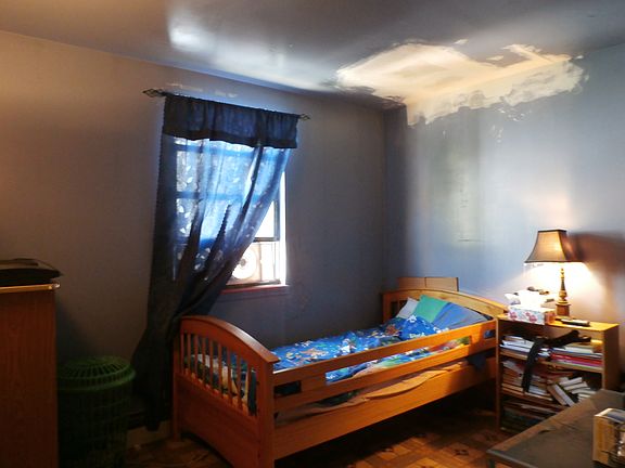 5th image of 820 E 170 Street