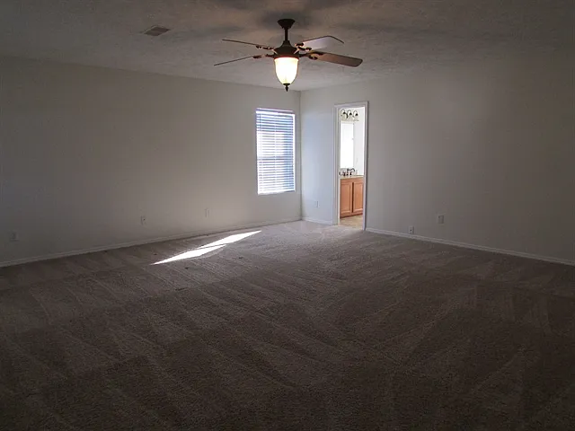 2651 Sutherland Dr — Photo 8