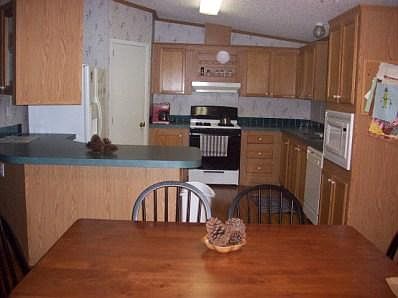 2nd image of 2342 Hazelnut St