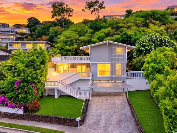 4846 Analii St, Honolulu, HI 96821