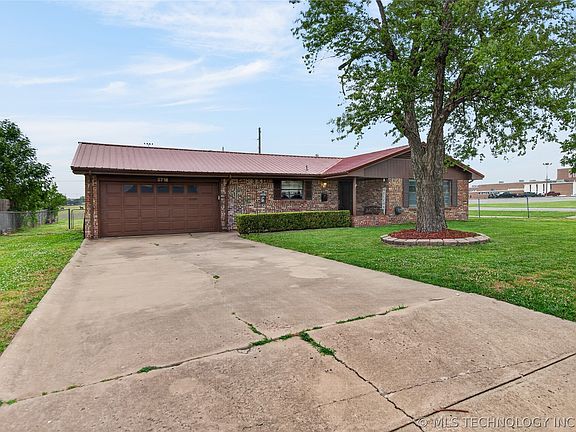 2nd image of 5716 Baylor Dr