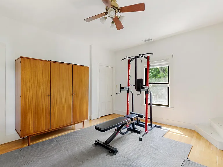230 Winchester St — Photo 11