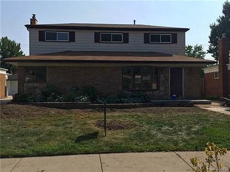 2nd image of 23054 Recreation St
