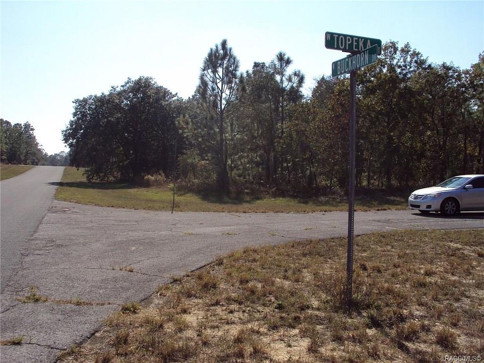 1st image of 3300 N Buckhorn Dr
