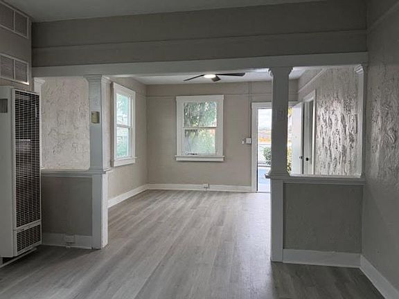 4th image of 3225 Island Ave