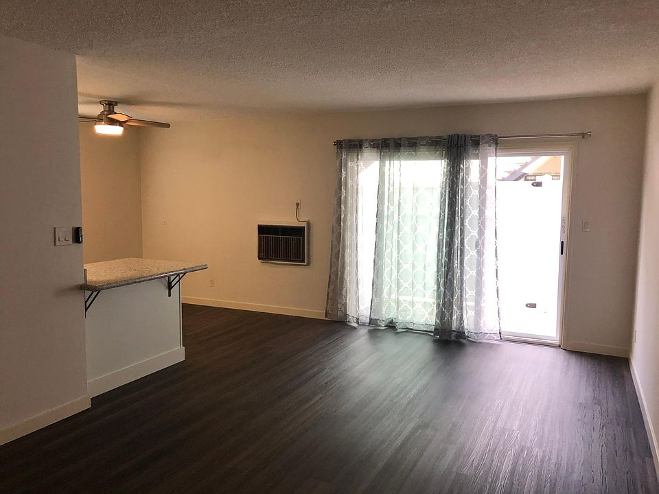 1st image of 1001 N Altadena Dr #1