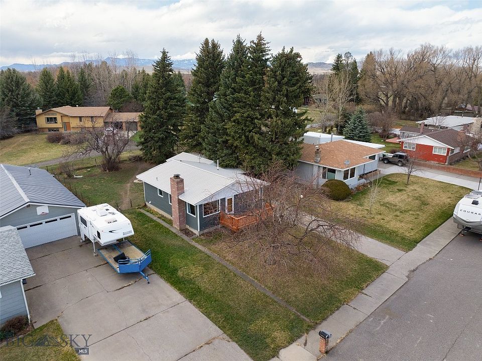 1st image of 11 Carol Ln