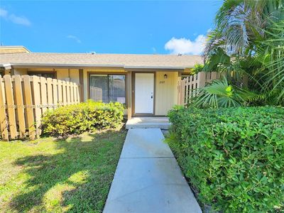 21127 NE 5th Pl, Miami, FL, 33179