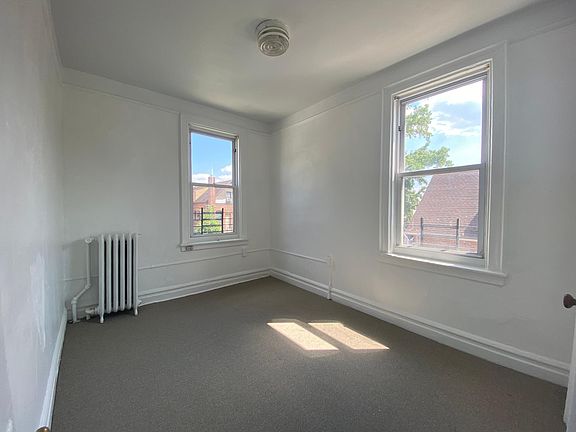 3rd image of 1666 Ohm Ave #3