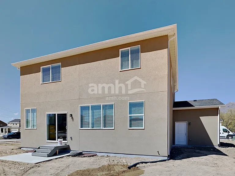 2184 E Silverado Ln — Photo 25
