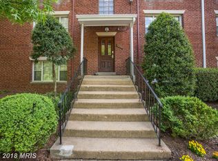 1220 N Meade St APT 4, Arlington, VA 22209