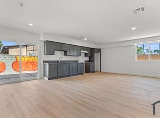 707 W 80th St #709, Los Angeles, CA 90044