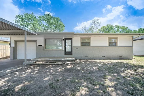 2620 S Fern Ave Photo 1 2620 S Fern Ave Photo 1