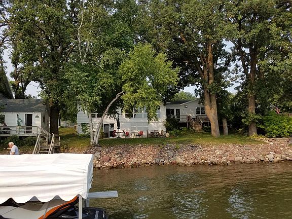 5th image of 553 Hill Ave
