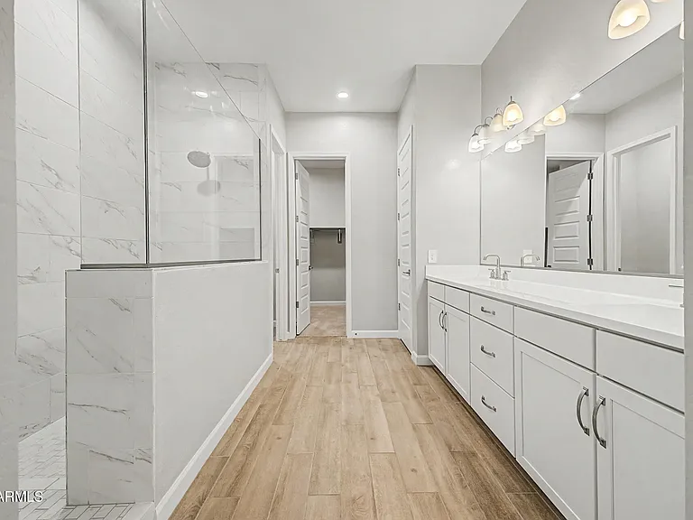 6051 E Sinclair St — Photo 14