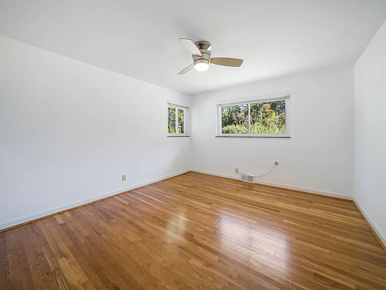 7829 Concord Hills Ln — Photo 17