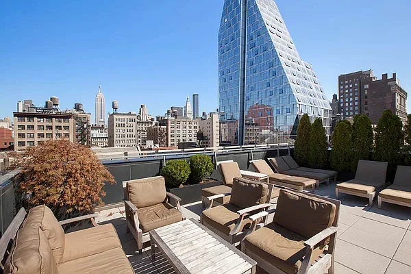 Rented by Douglas Elliman | media 18