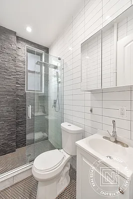 Rented by Nolita Group | media 18