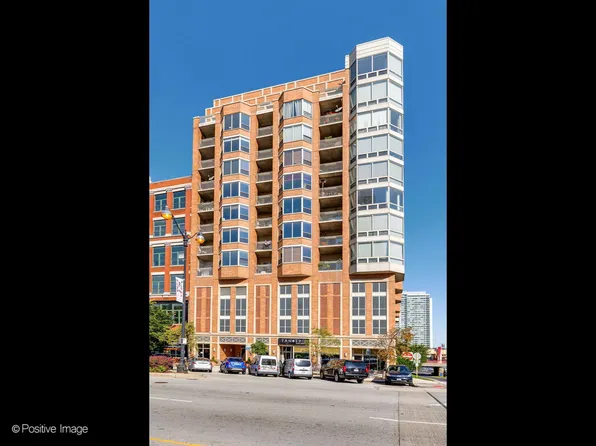 720 W Randolph St APT 907, Chicago, IL 60661