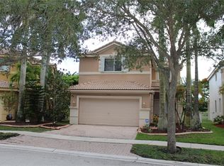 506 Conservation Dr, Fort Lauderdale, FL 33327