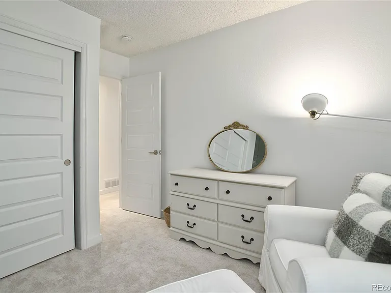 1370 S Idalia St #D — Photo 19