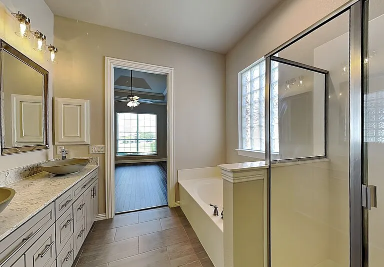 2120 Stone Creek Dr — Photo 11