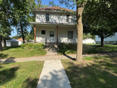205 N Main St, Hendricks, MN, 56136