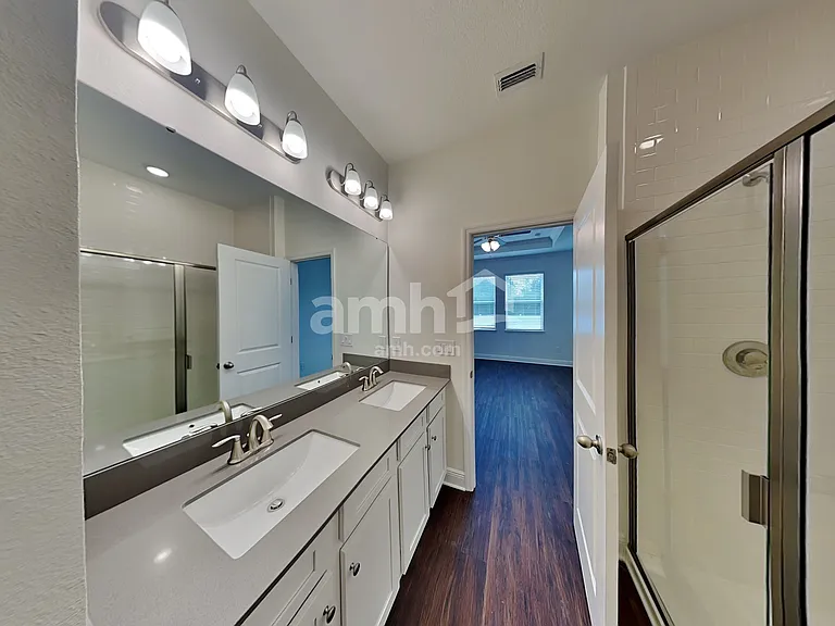 1379 Sky Lakes Dr — Photo 18
