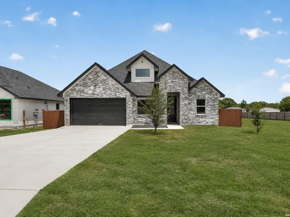 19724 Alexander Nova, Somerset, TX 78069