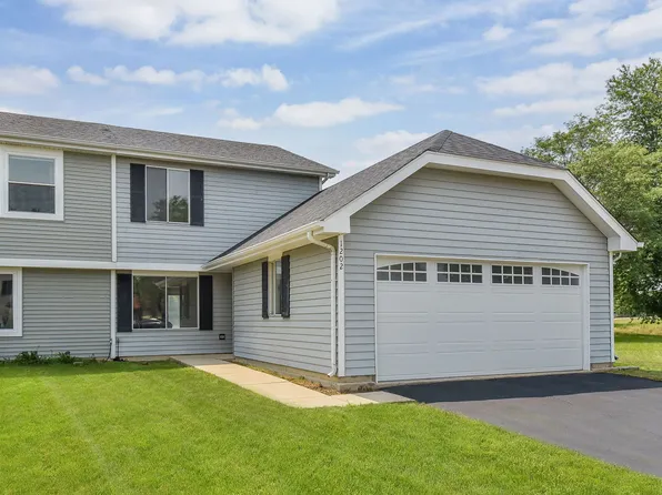 1202 Andover Cir, Aurora, IL 60504