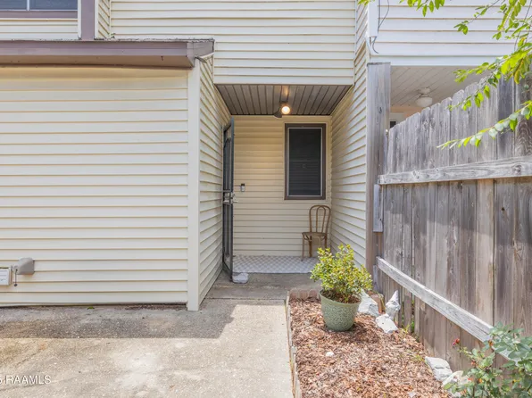 26 Morning Glory Sq, Lafayette, LA 70507