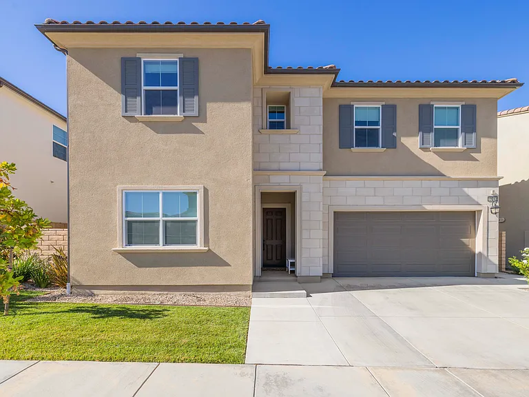 19212 Blackthorn Dr — Photo 64
