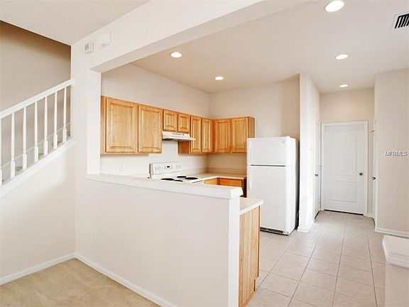 4th image of 26601 Chimney Spire Ln #00