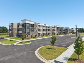 The Reserve at Traemoor Village