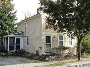 8 Farnham St, Cazenovia, NY 13035