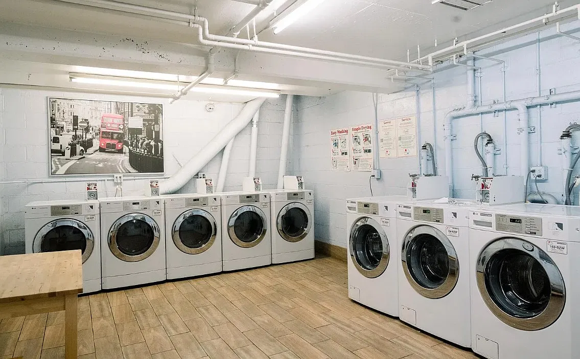 2 bed, 900 sqft, $2,395 — Photo 4