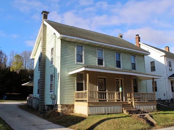 2456 Seven Valleys Rd #1, Seven Valleys, PA 17360