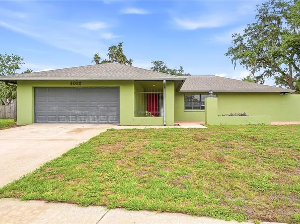 1012 Redbud Cir, Plant City, FL 33563