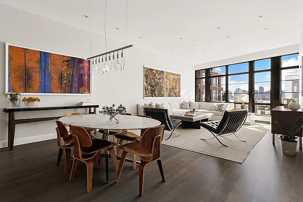 Sold by Compass | media 1