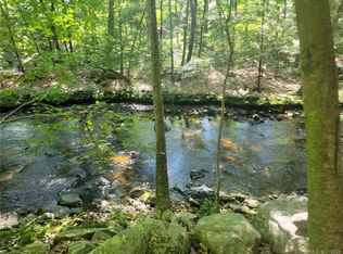 50 Wrights Crossing Rd, Pomfret Center, CT 06259