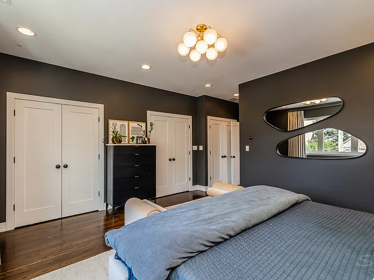 2236 W Shakespeare Ave — Photo 15
