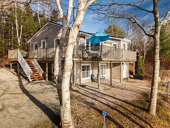 5th image of 37 Sumac Ln