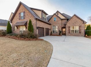 367 Strathaven Dr, Pelham, AL 35124