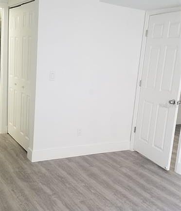3rd image of 827 Camargo Way Unit 211