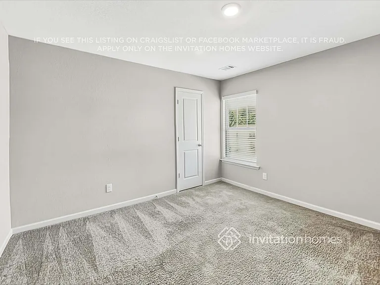 439 Vermeer Ct — Photo 14